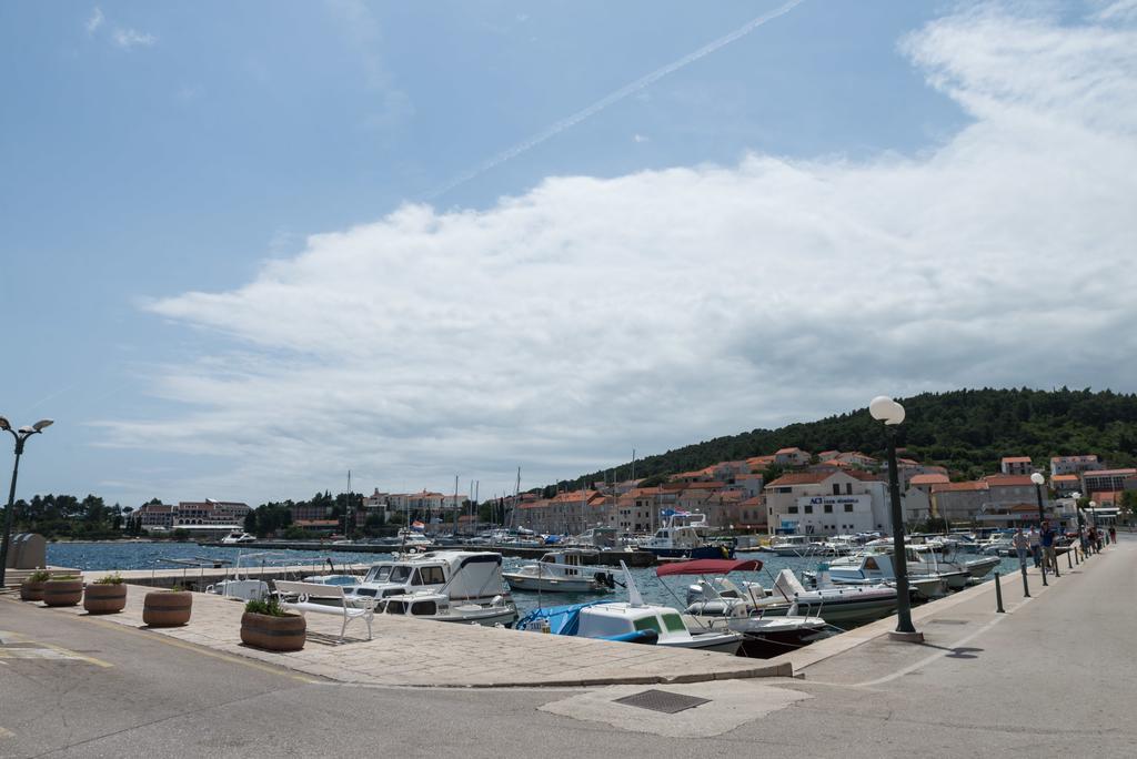 M & J Central Suites Korcula Town Exterior photo